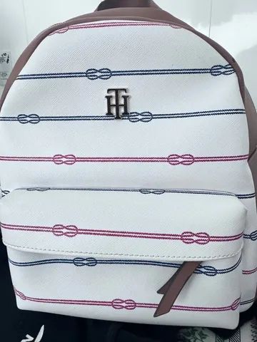 Mochila da Tommy Hilfiger original.