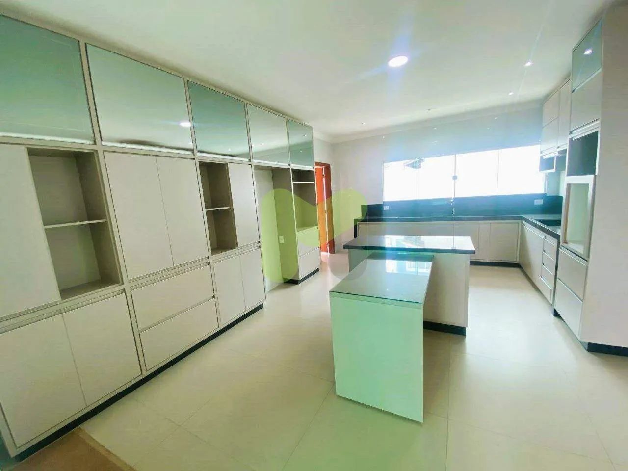 Casa à venda, 3 quartos, 1 suíte, 2 vagas, Lagomar - Macaé/RJ - Foto 2