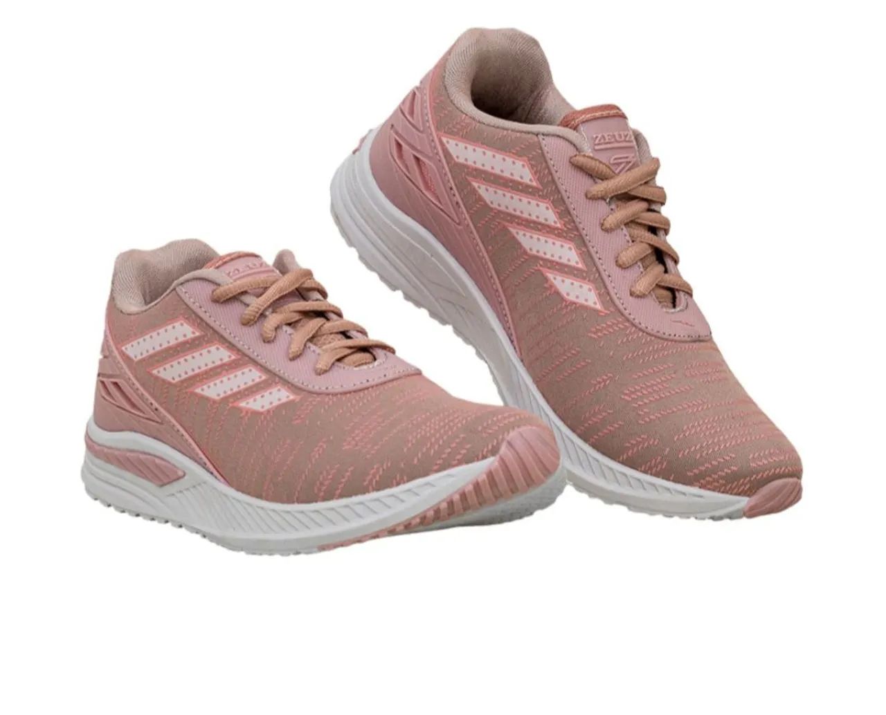 Tênis da marca Zeuz