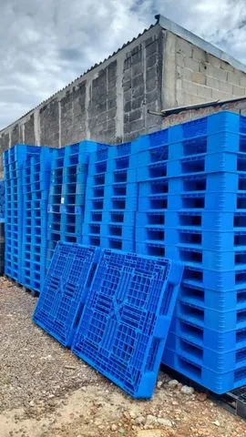 JR Tambores - Pallet Plástico - Medida 1,10 x 1,10  Seminovos  - Foto 4