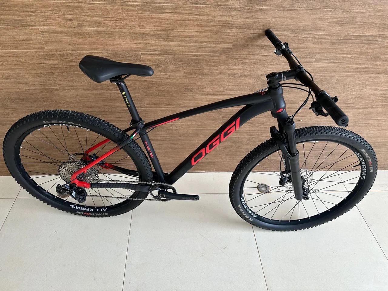 Oggi Big Wheel  7.4 29 SLX