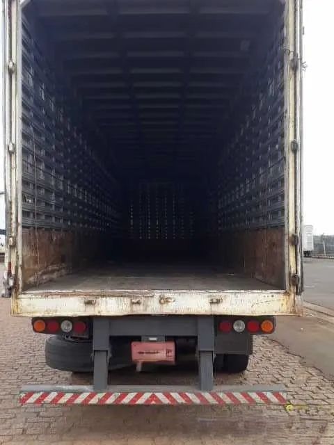 Carreta Baú 28 Pallets - Foto 6