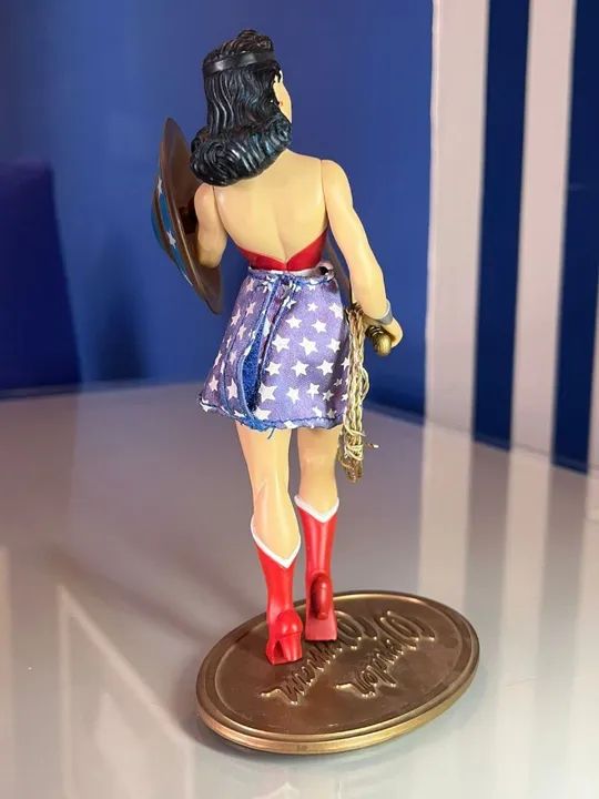 Mulher Maravilha Era de Ouro DC/Sociedade da Justiça - Foto 3