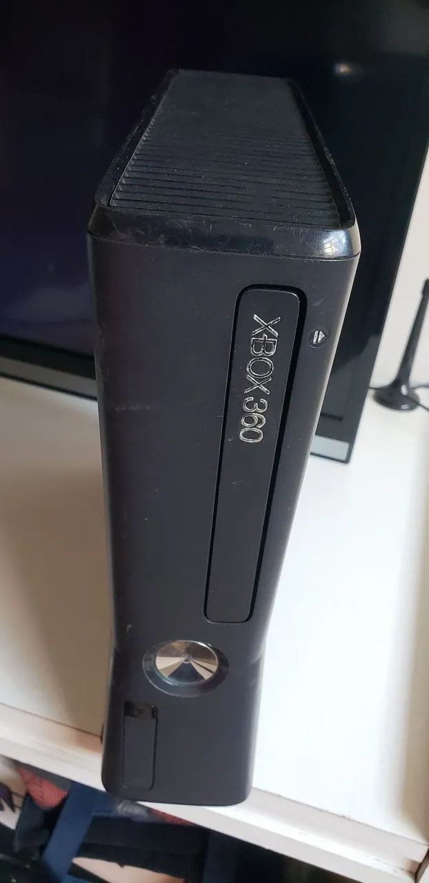 Xbox 360 slim + fonte genérica  - Foto 2