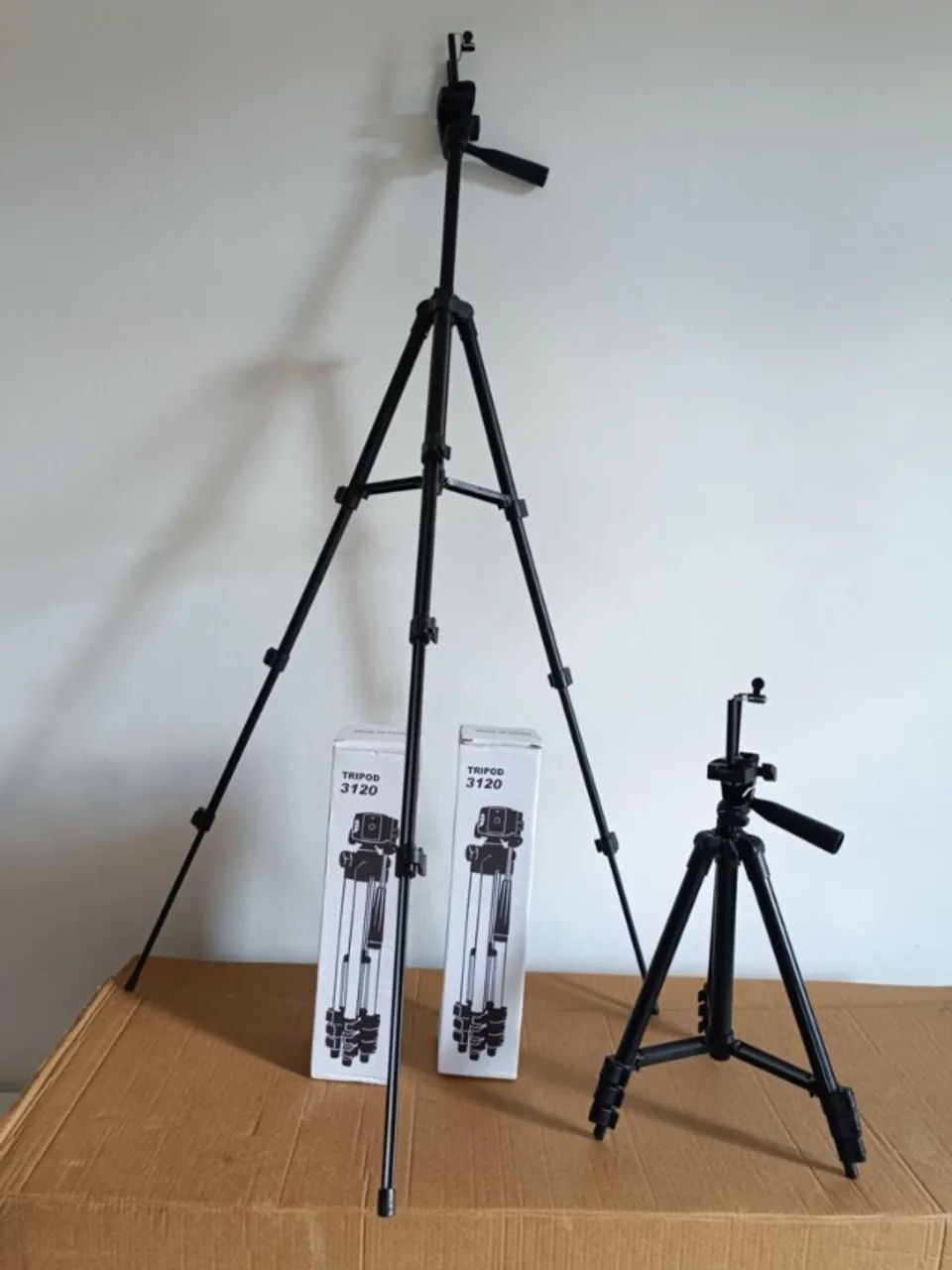 Tripé para celular e câmera  - Foto 3