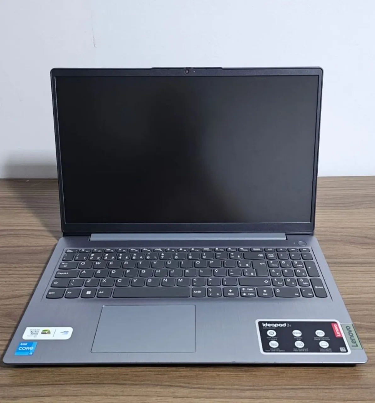 Notebook Lenovo IdeaPad 3i - Intel Core i3 - 256GB SSD - 15,6" - Windows 11