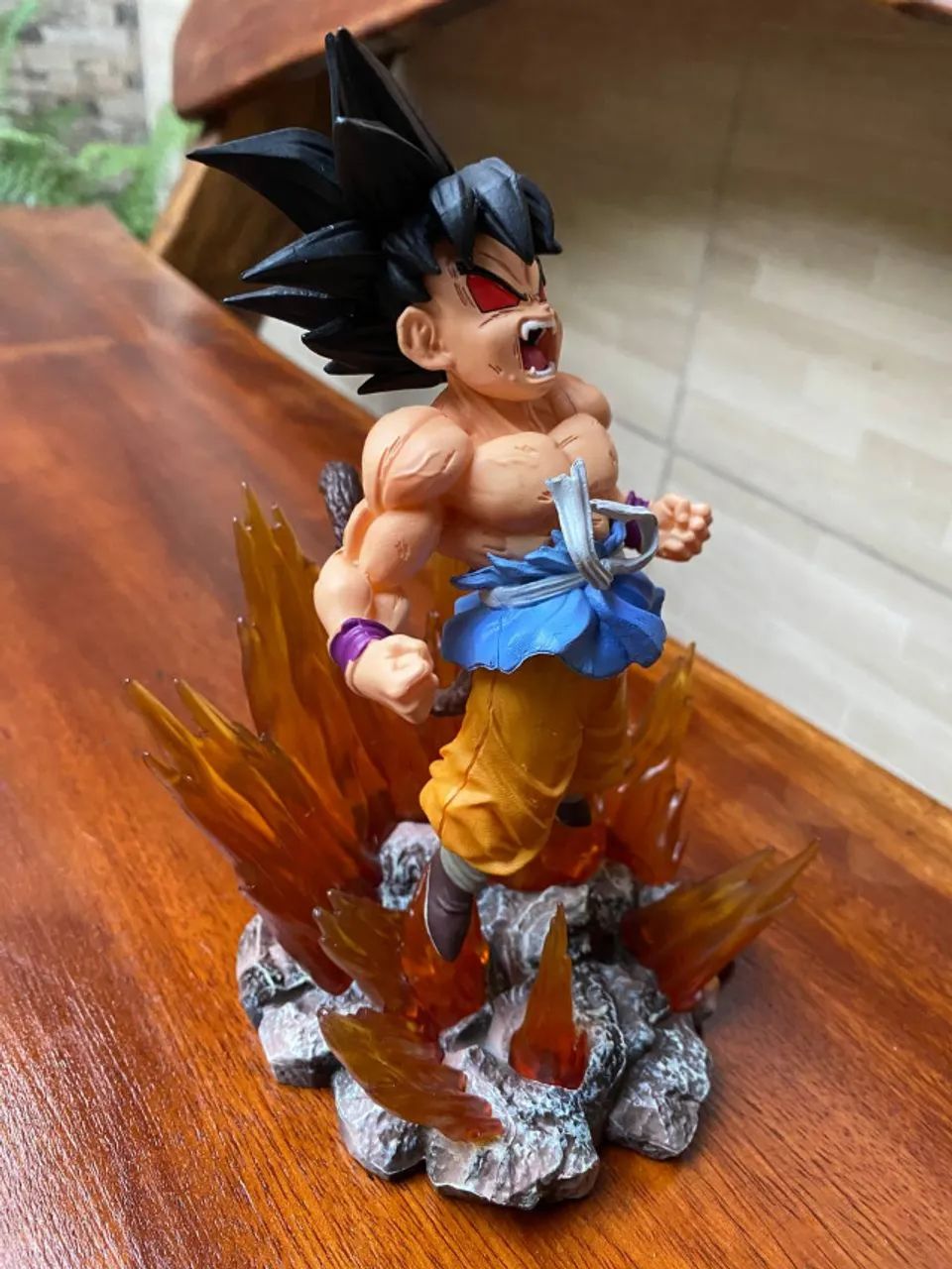 Action Figure Dragon Ball - Goku Transformação Oozaru 20cm - Foto 2