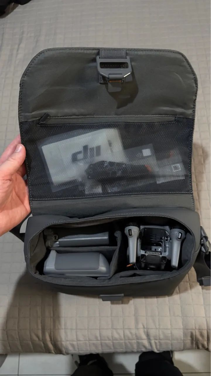 DRONE DJI AIR 3 FLYMORE COMBO RC2 + BRINDE - Foto 4