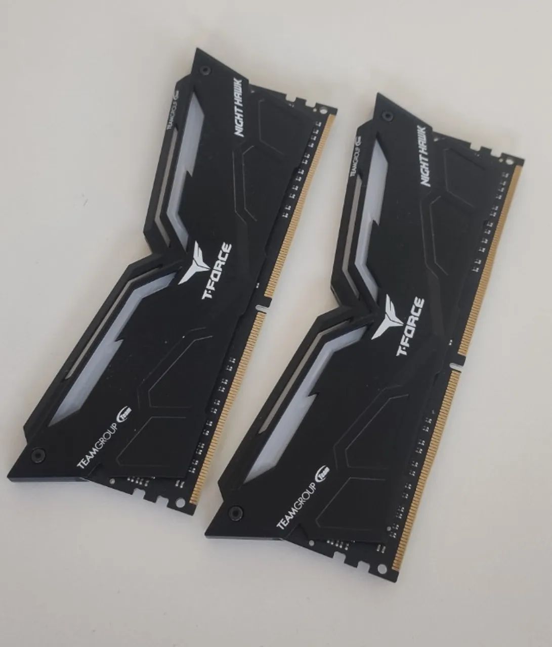 Team Group T-Force NightHawk 3000Mhz RED DDR4 2x8GB CL16 Rarity RAM Memory64302739470211120