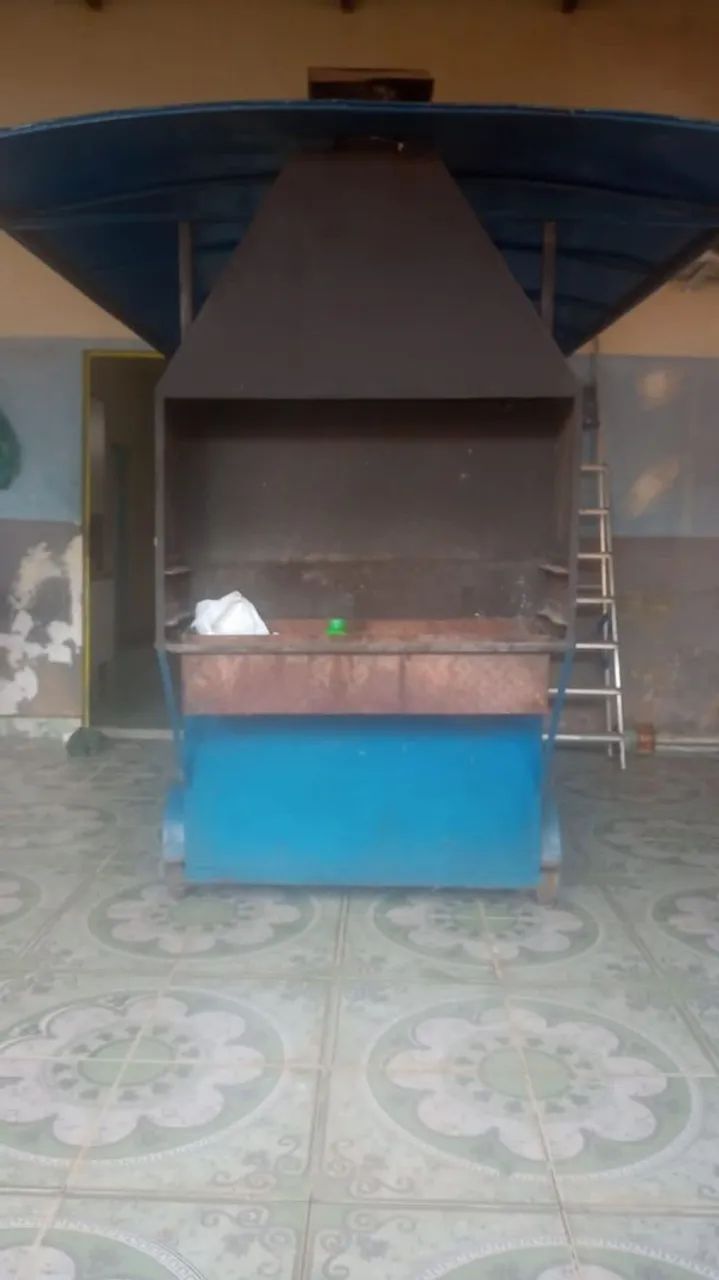 Churrasqueira  com cobertura