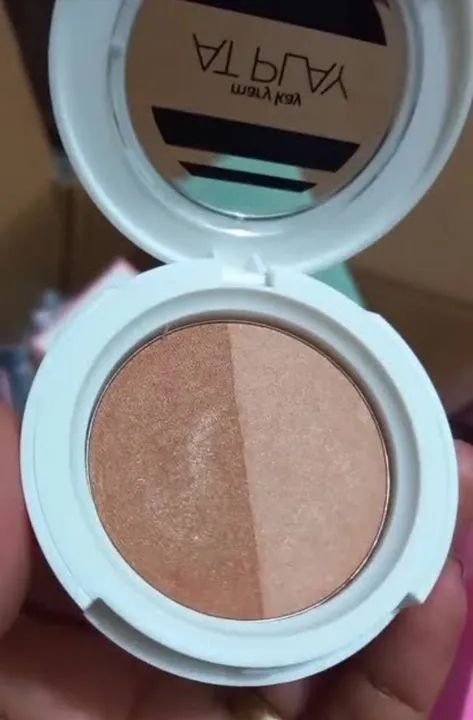 Duo de Pó Bronzeador & Iluminador 5 g At Play Mary Kay  - Foto 2