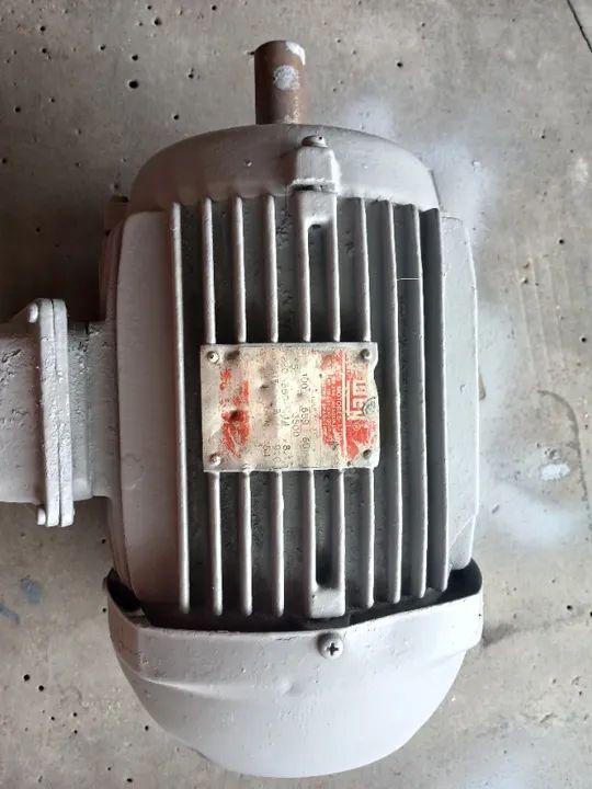 Motores trifásico com alta rotação e baixa rotação.  - Foto 2