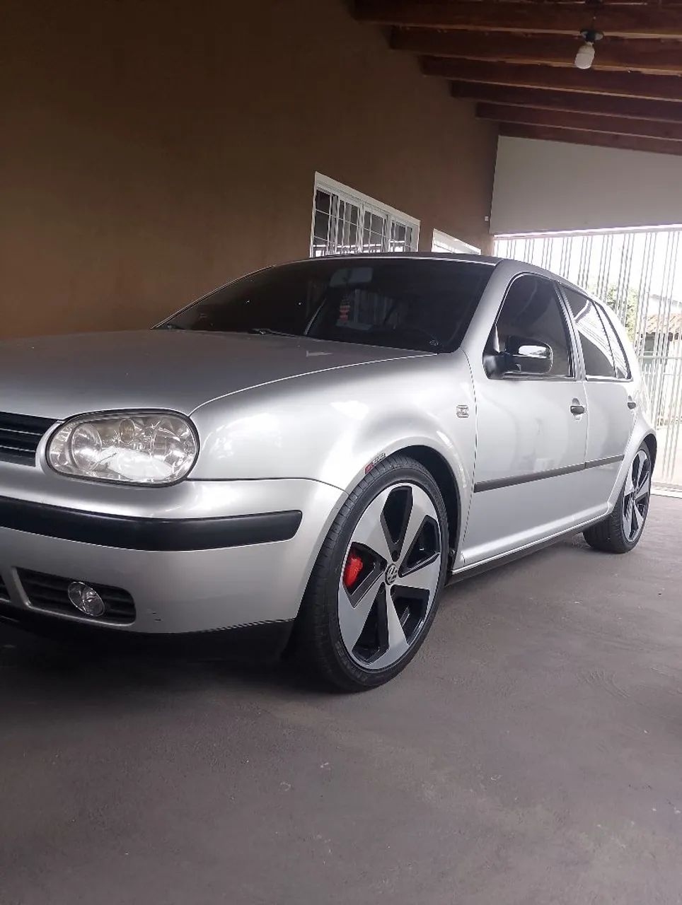 Golf 1.6 baixo km 
