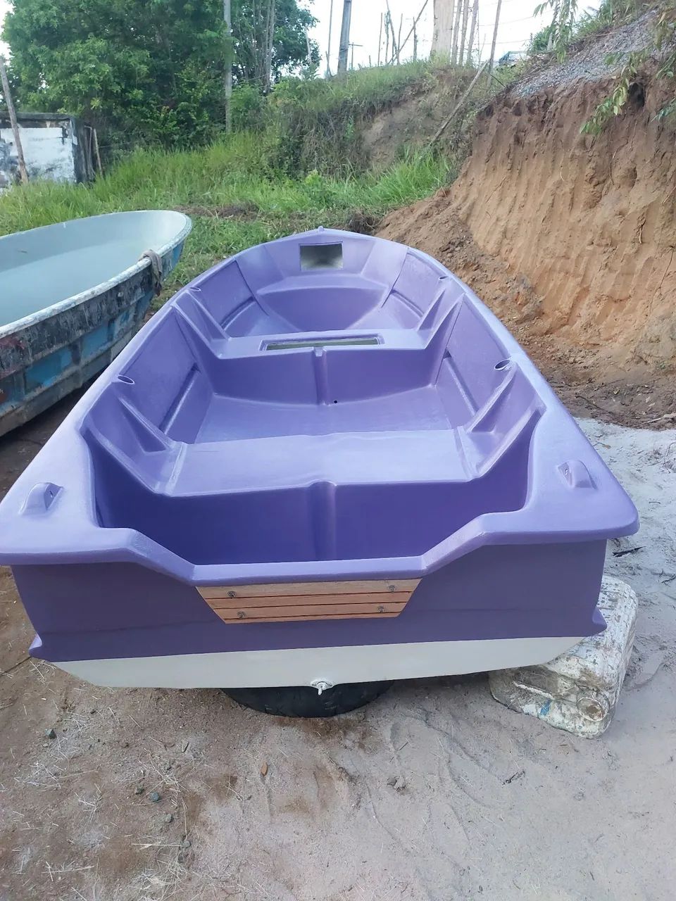Barco de fibra 4,20m Piso duplo 