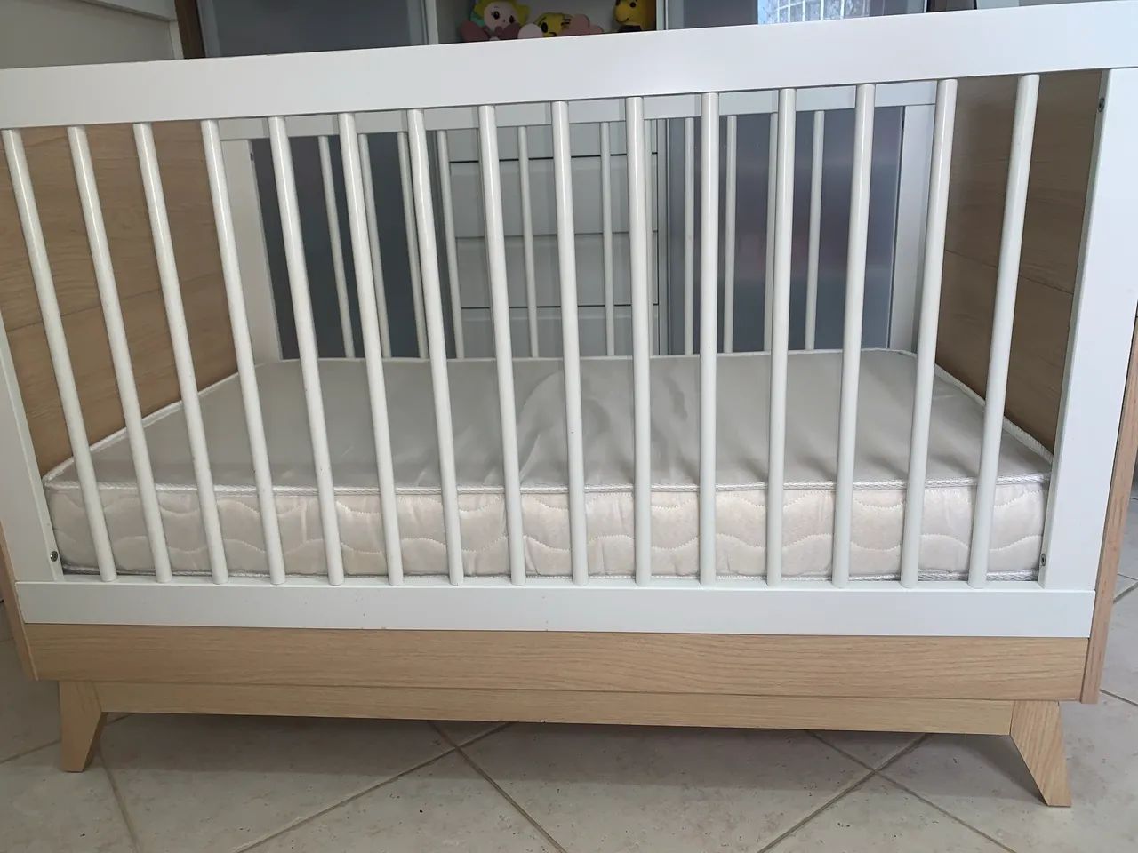 Berço infantil com colchão 64341731369857123