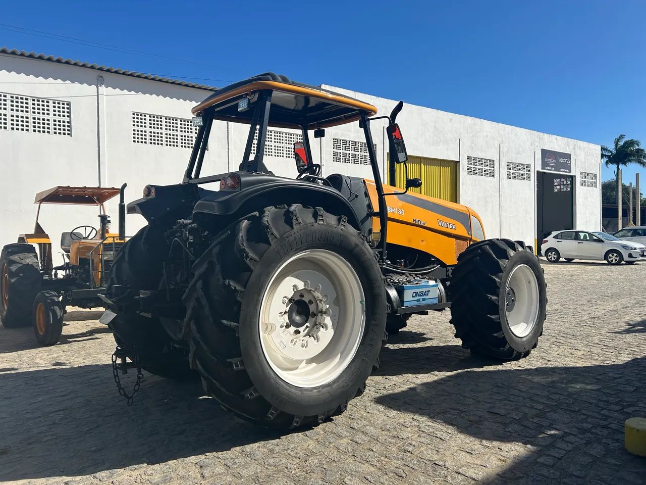 TRATOR VALTRA BH180 - Foto 6