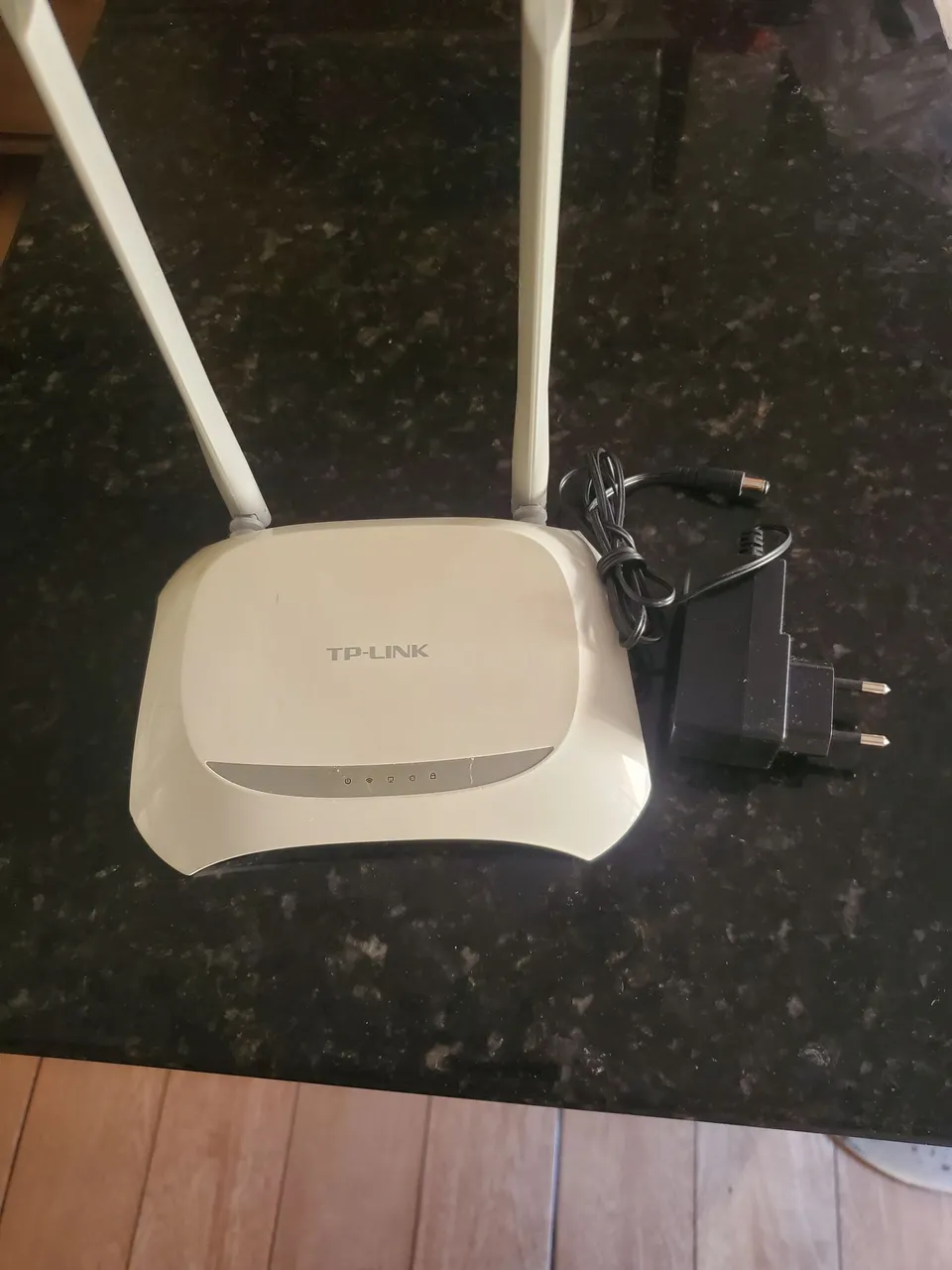 Roteador TP-Link com Antenas