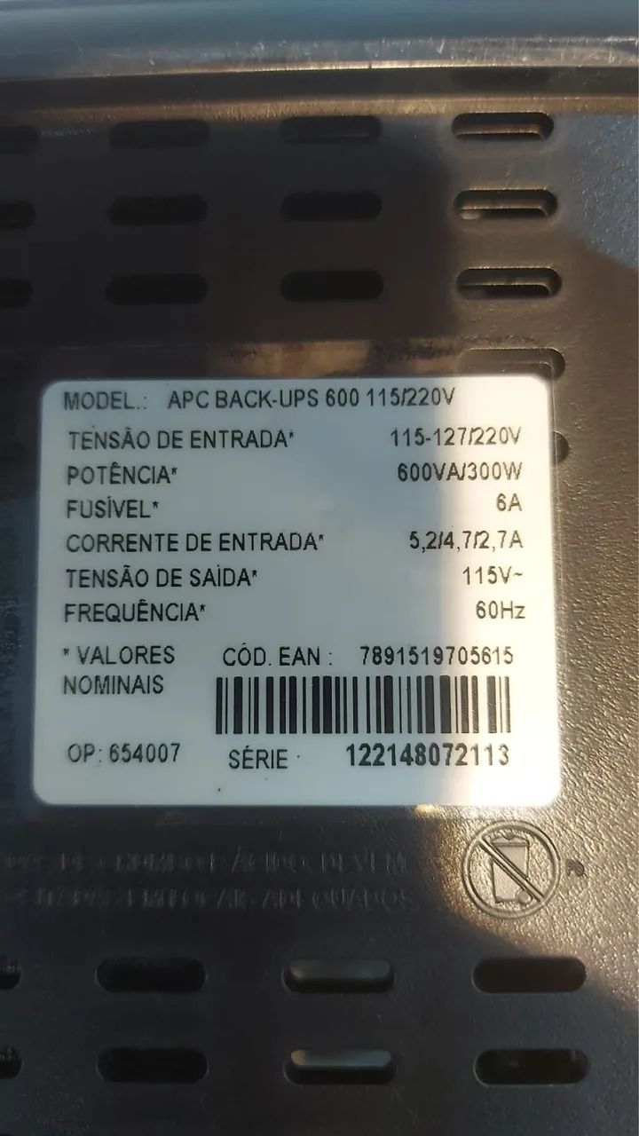 APC Uninterruptible Power Supply64169972777985123