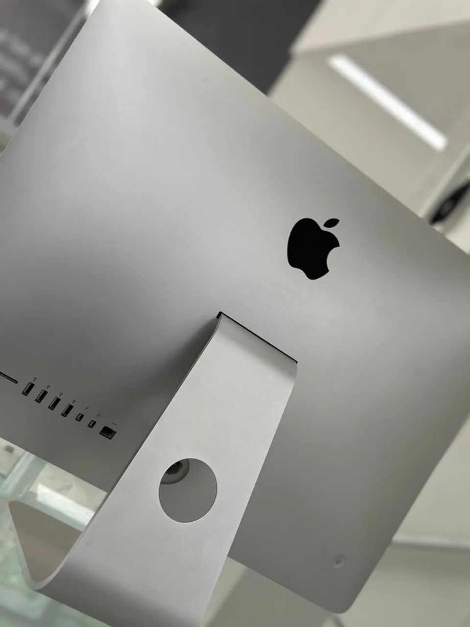 IMac 2013   Processador: i5 Dual core 2.7GHz SEMI NOVO COM GARANTIA LOJA FISICA  - Foto 2