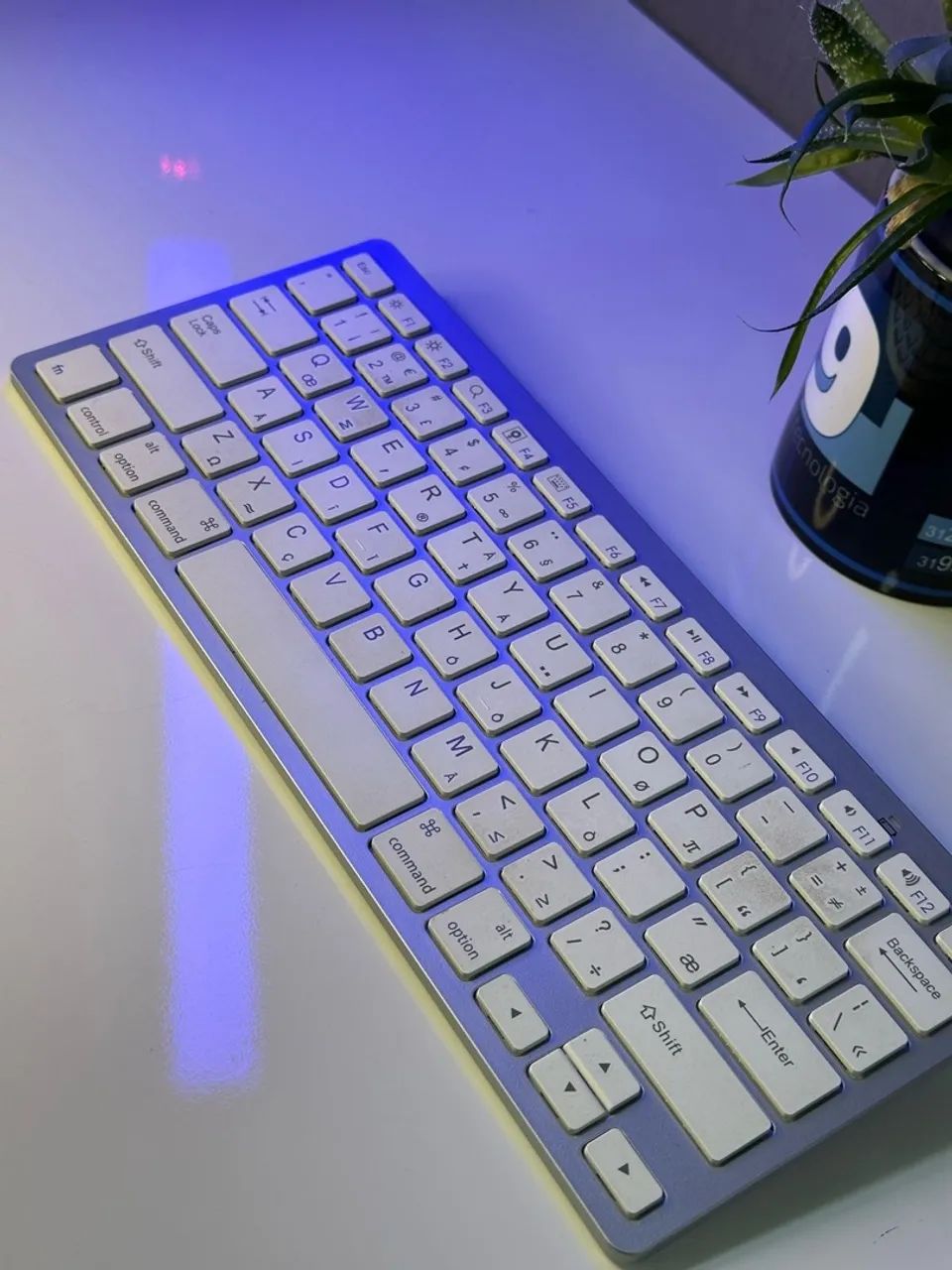  Teclado Bluetooth sem fio Lemox*