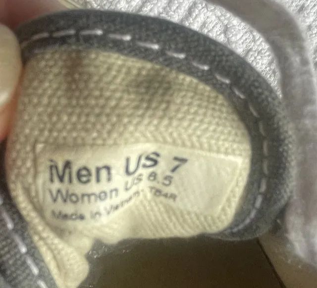 TENIS VANS MASCULINO NUMERO 7 LONA CINZA SOLADO BRANCO - Foto 5