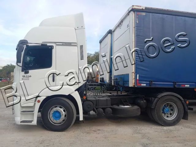 Vw 19-330, ano 2014, Pneus novos, Revisado. - Foto 4