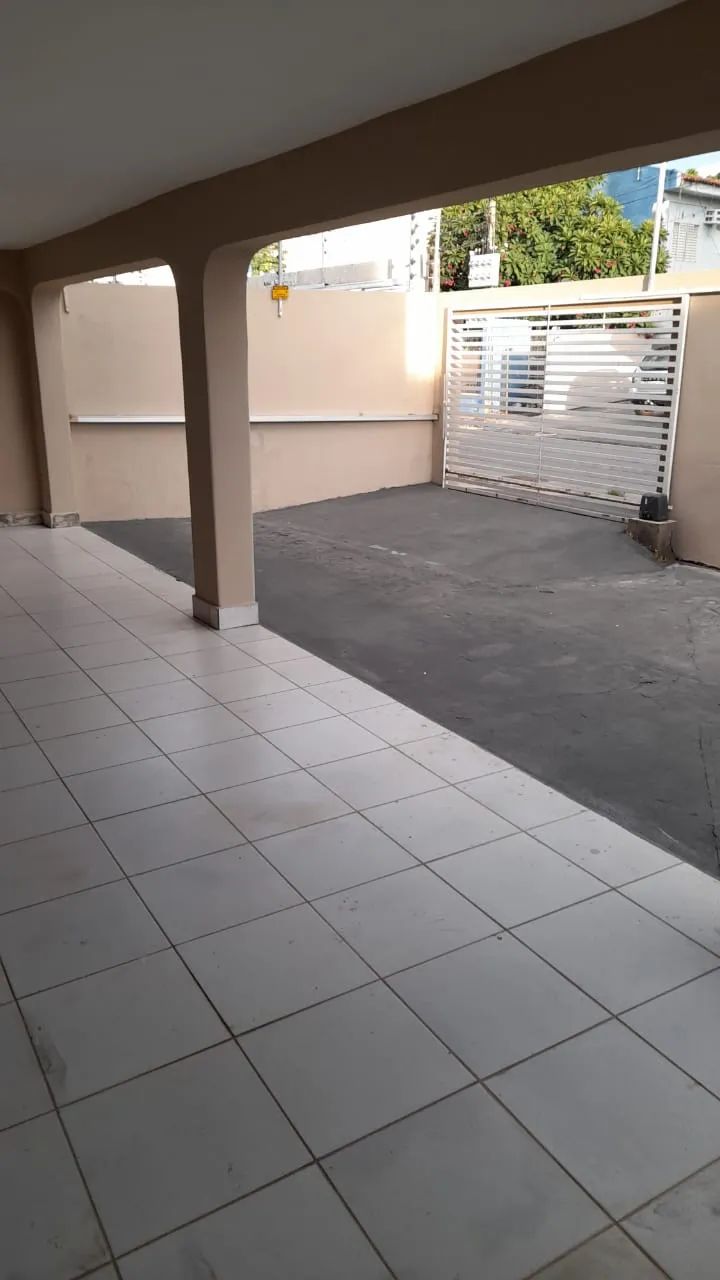Casa com 3 suítes e piscina - Foto 3