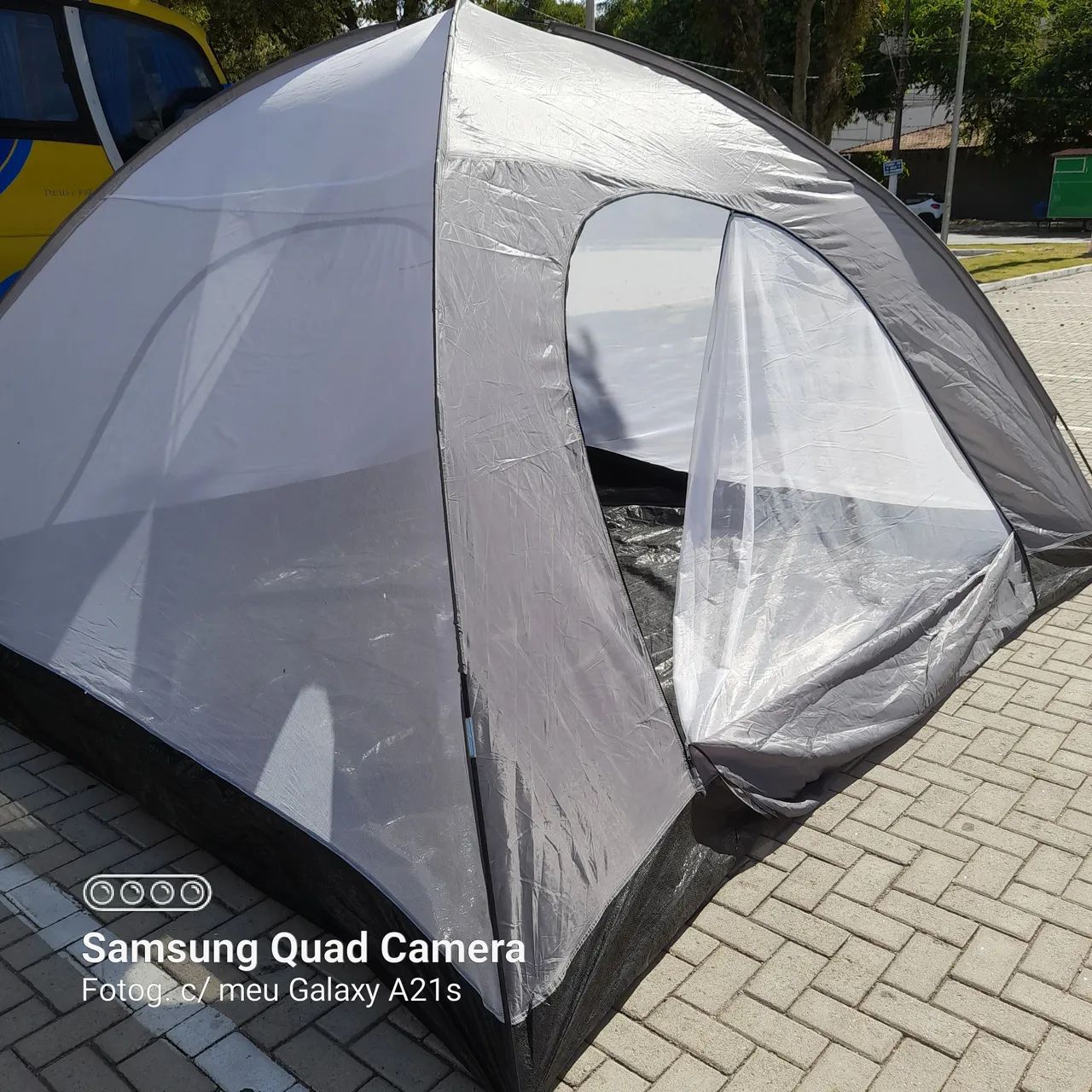 Barraca espaçosa para 10 pessoas