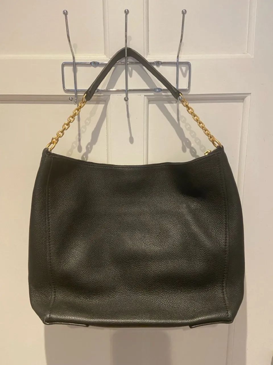 Bolsa Tory Burch Preta Couro com etiqueta Nova  - Foto 2