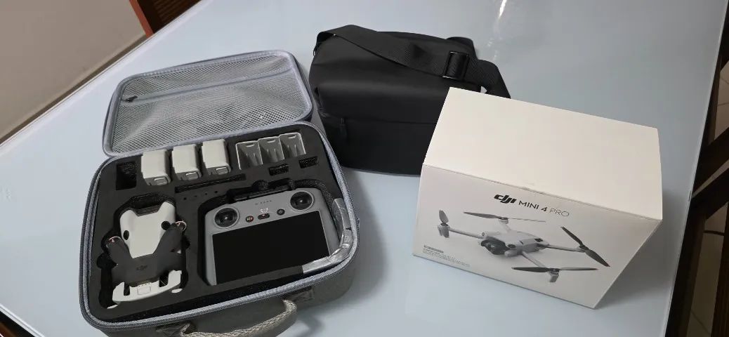 Drone DJI Mini 4 Pro Fly More Combo PLUS + Maleta de Transporte - Foto 2