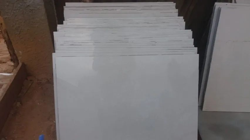 City off White Portobello (60x60) - Polido - Retificado