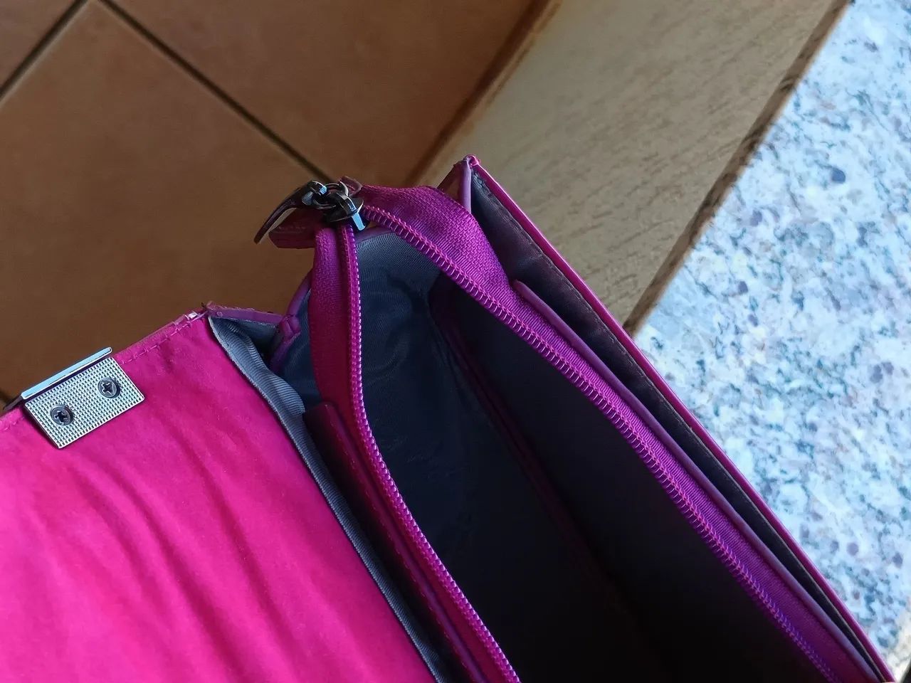 Bolsa feminina verniz  - Foto 4
