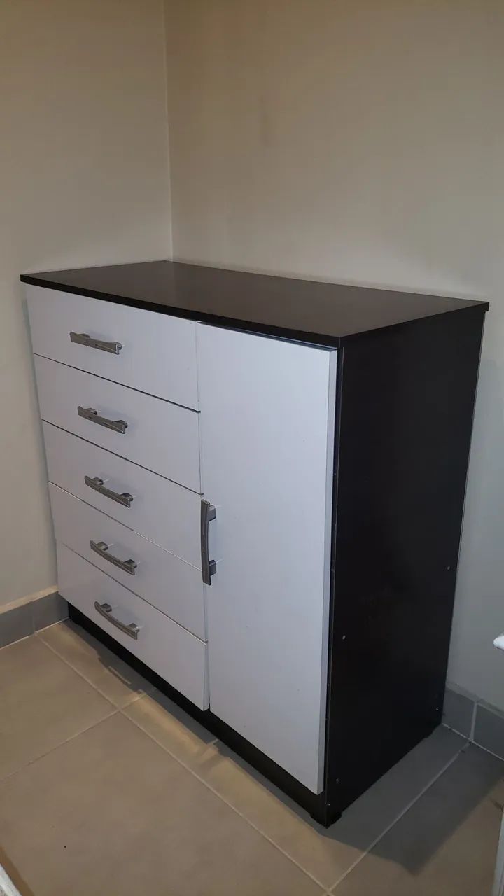 Cômoda / Armário para quarto 