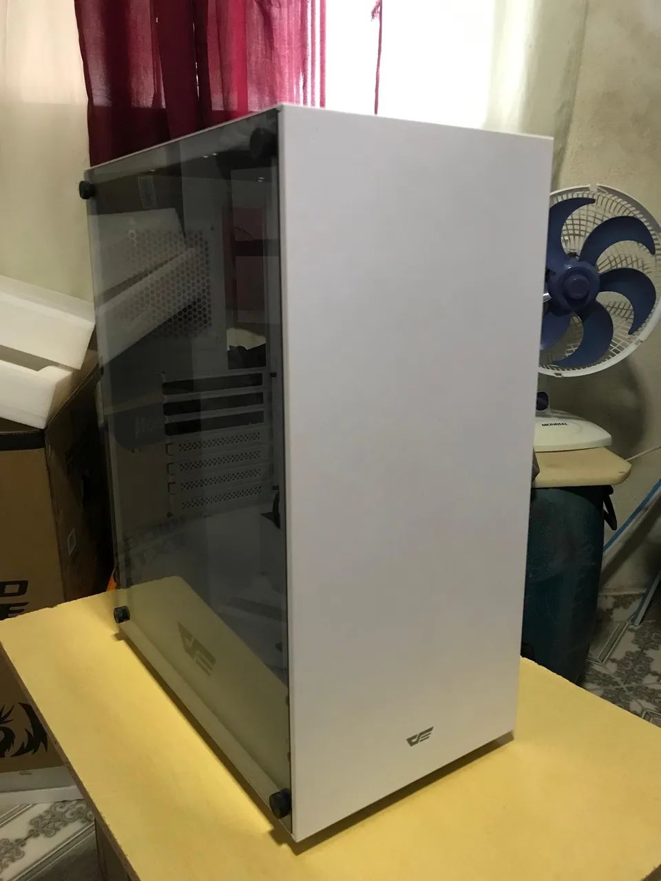 Gabinete branco 64313237842946122