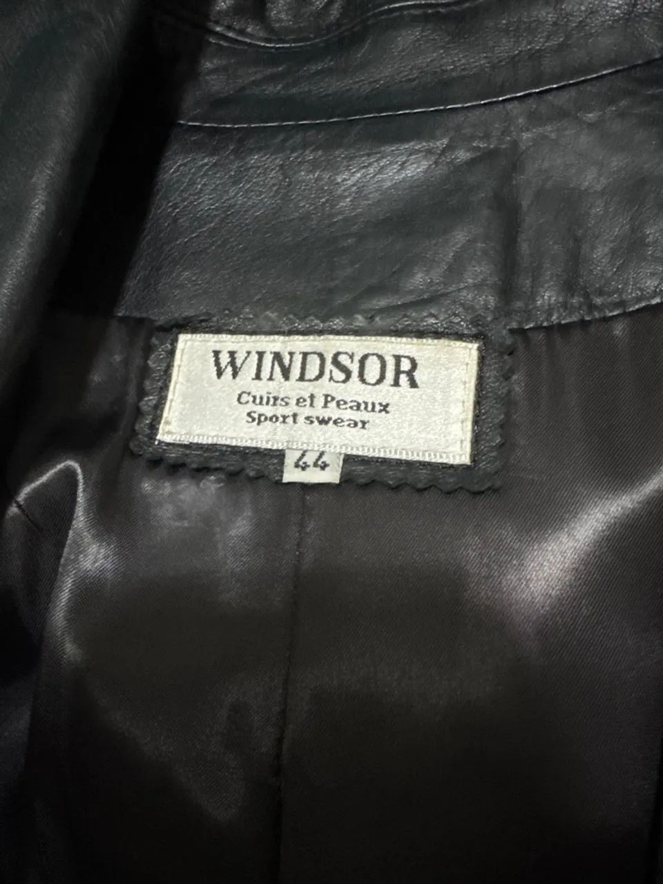 Blazer de Couro Windsor - Elegância atemporal - Foto 3