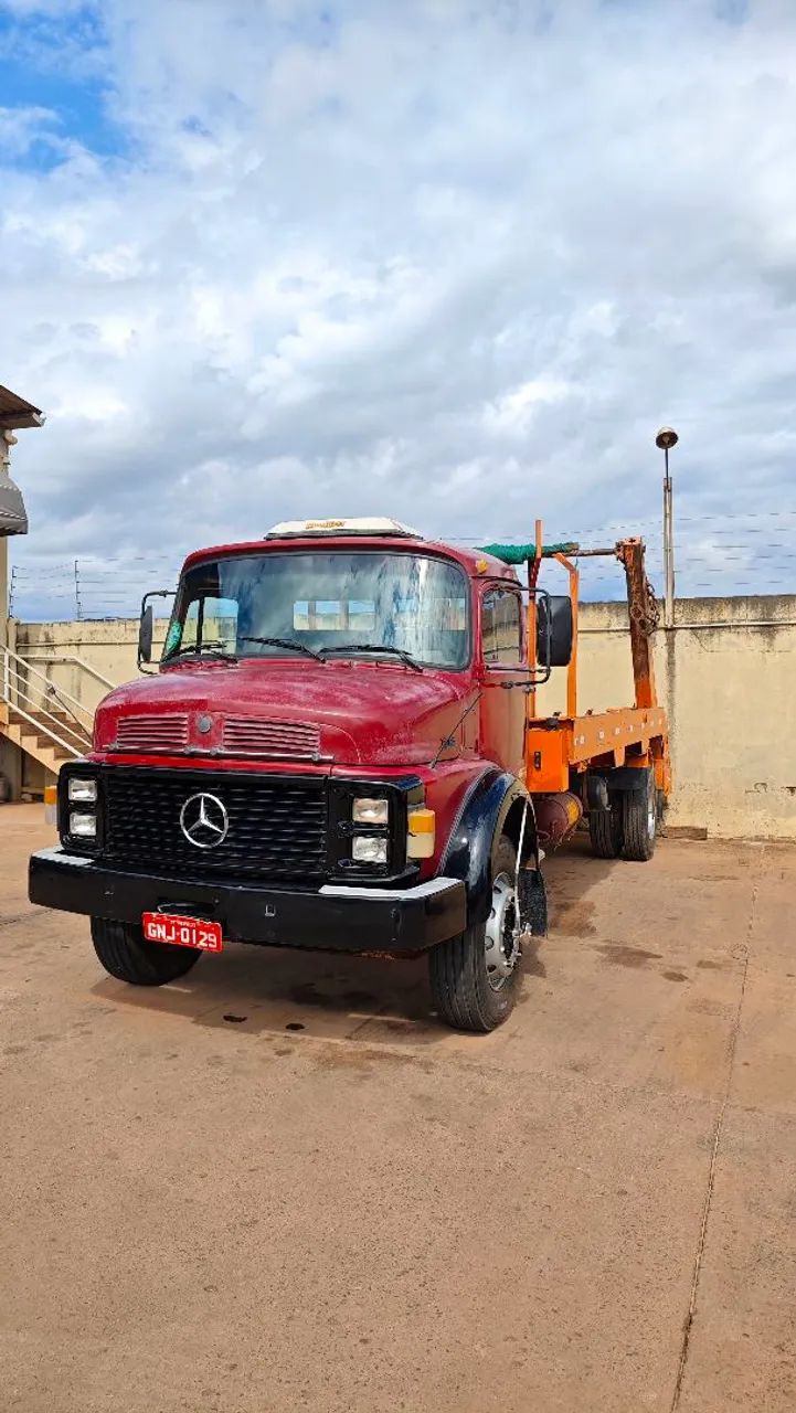 Caminhão Mercedes Benz 1318  1987