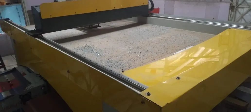 router cnc com aspirador industrial 4cv - Foto 4