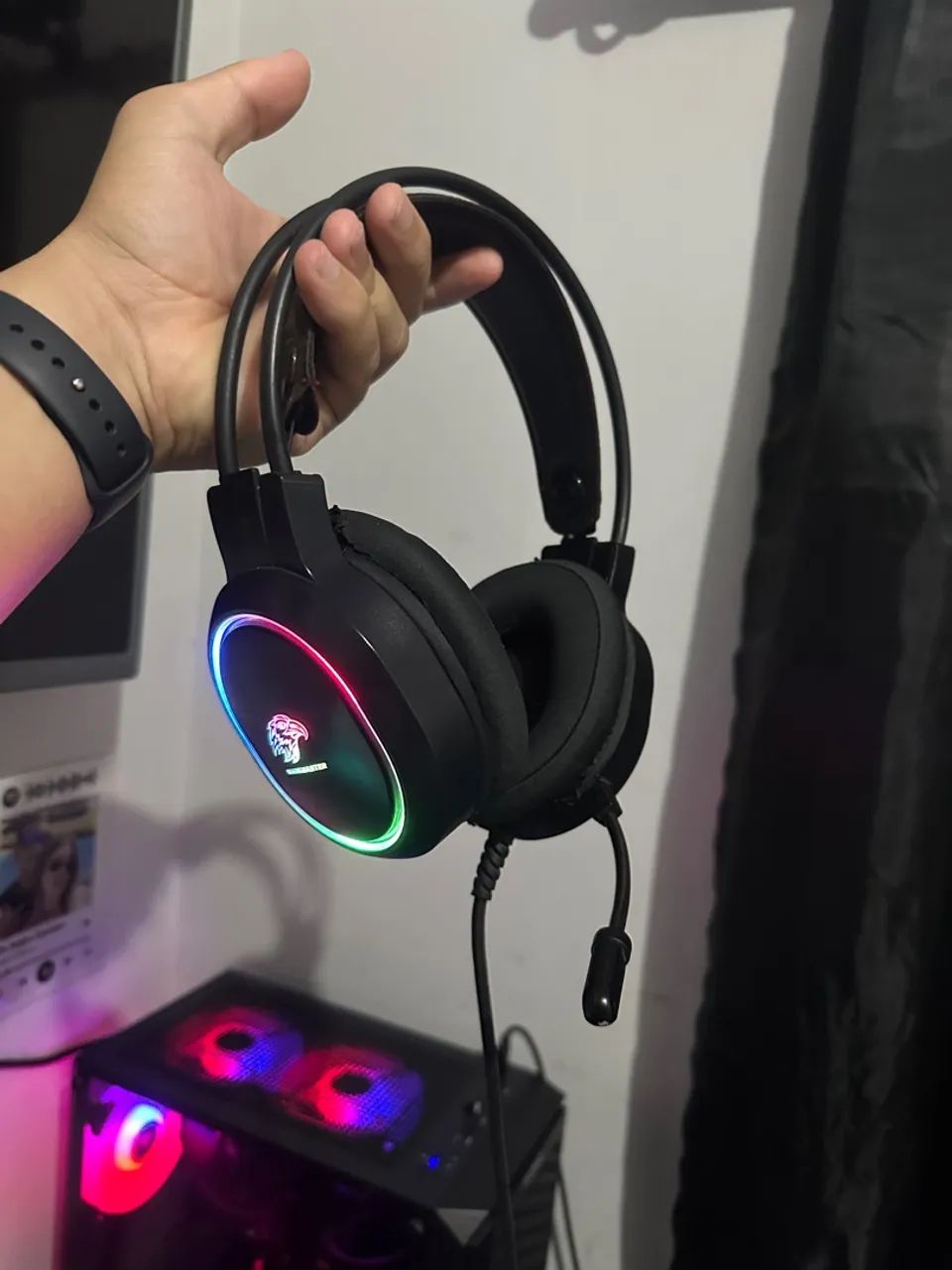 Headset Gamer com Iluminação RGB - Qualidade e Imersão