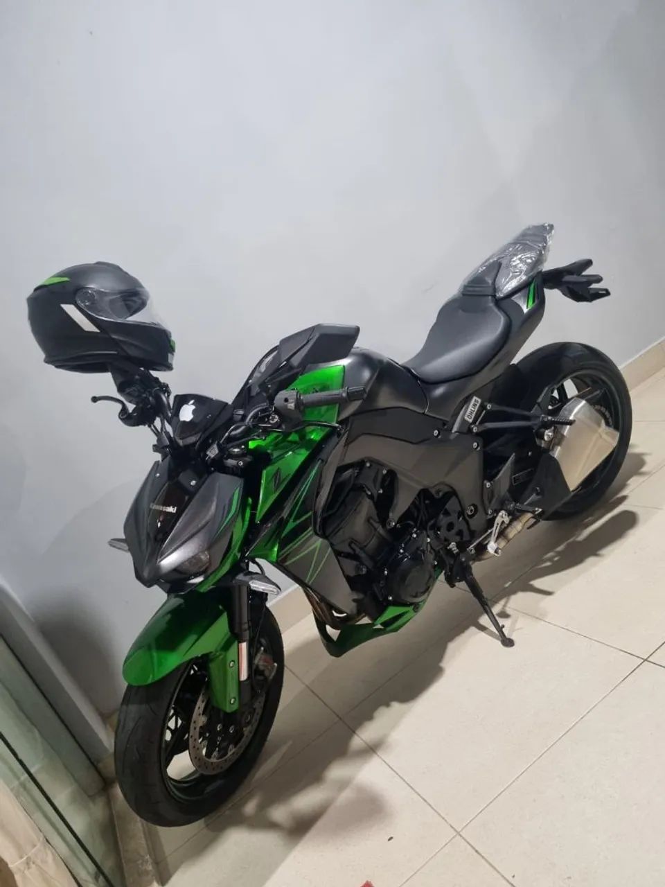 Z1000 a mais nova do ano sem nem um mínimo detalhe.  - Foto 5