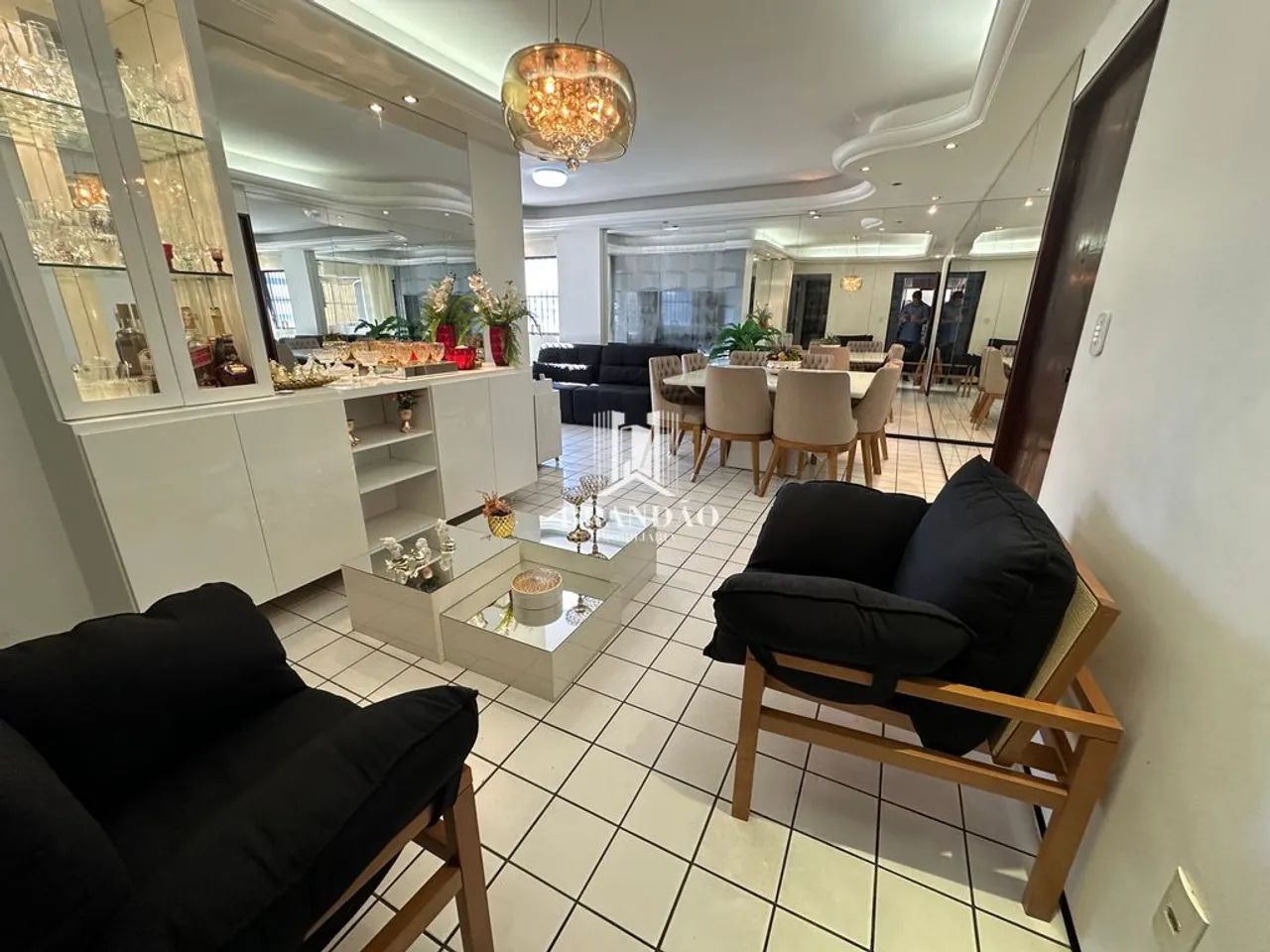 Venda apartamento 3/4 sendo 1 suíte - 100 metros da praia da ponta verde!