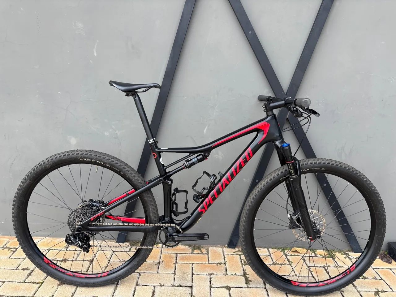 Specialized Epic Comp Carbon TAM L 