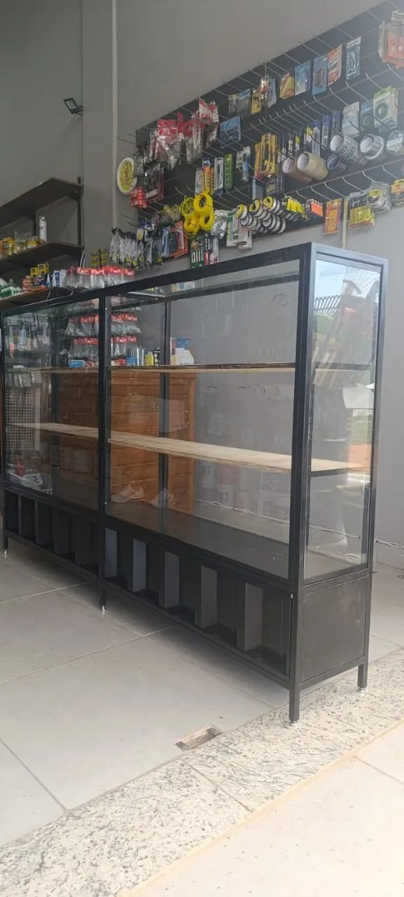 Balcão Vitrine em Aço Industrial - Visual Renovado para o seu Negócio - Novo  - Foto 2