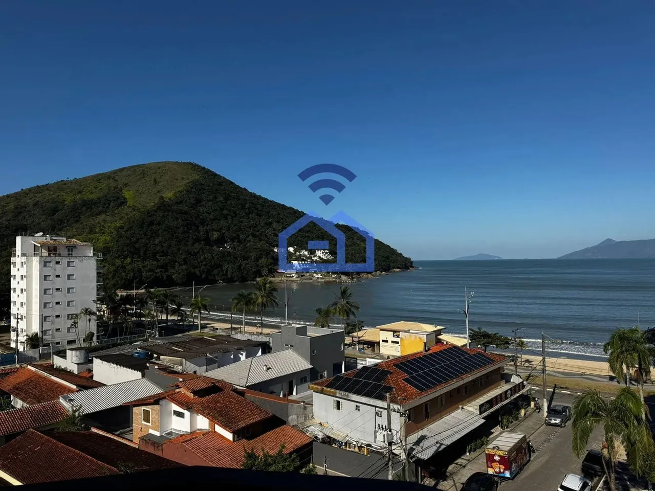 Apartamento frente-mar à venda no bairro da Martim de Sá em Caraguatatuba, SP
