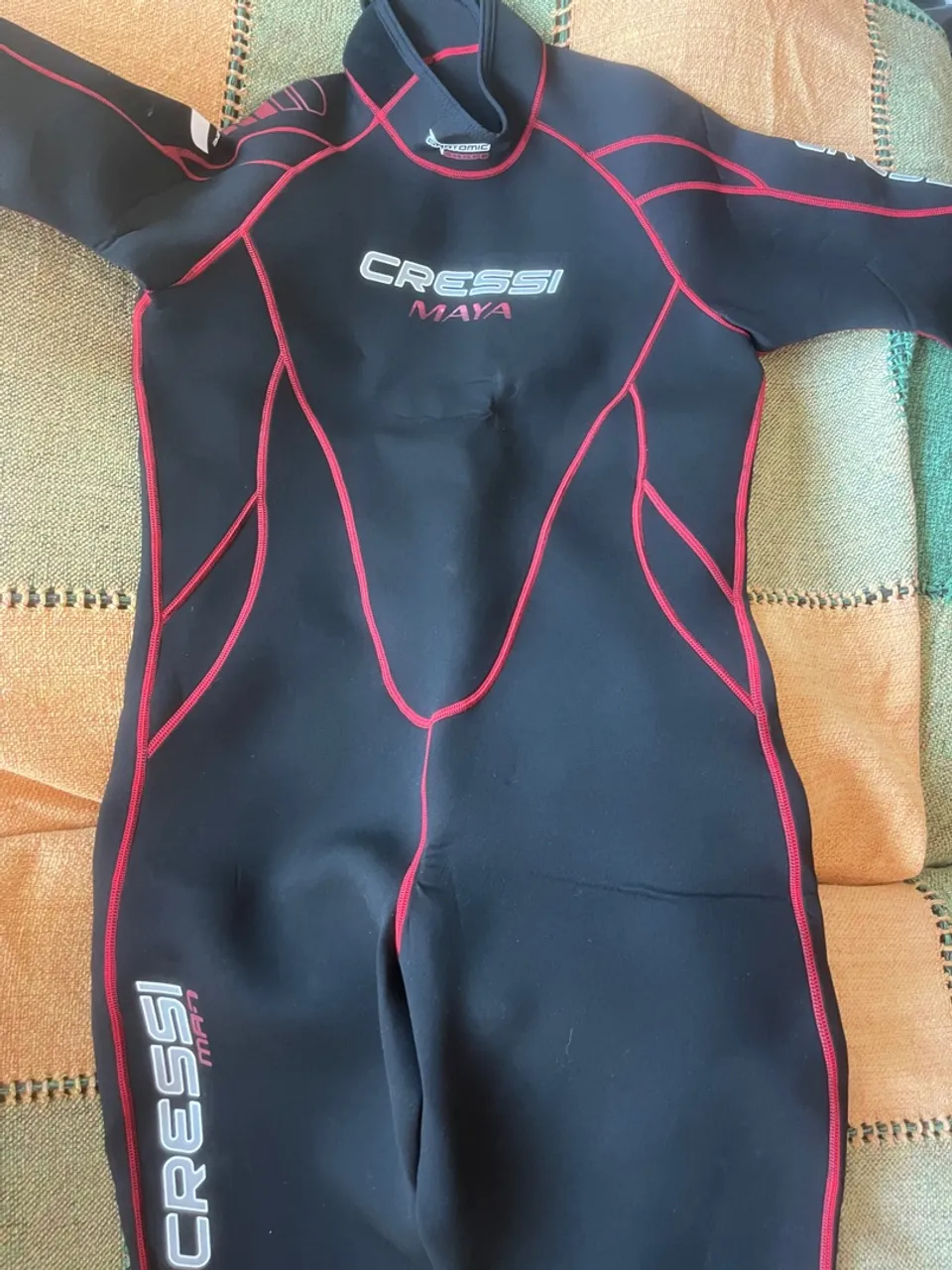 Roupa neoprene Cressi nova sem uso XL