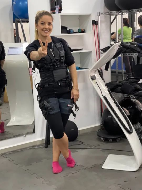 Aparelho de EMS para Fortalecimento Muscular xbody - Foto 2