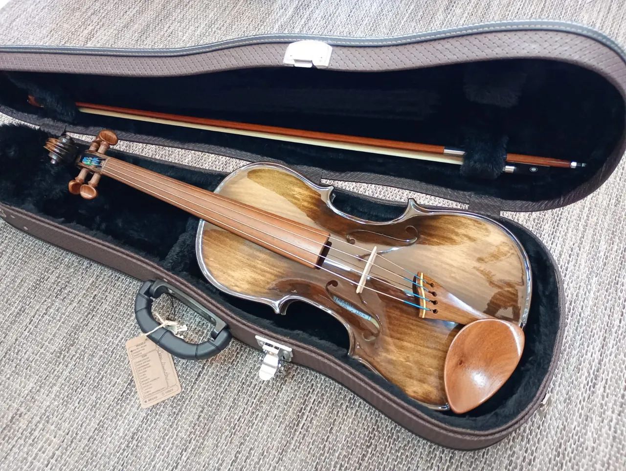 Viola Rolim Milor 38