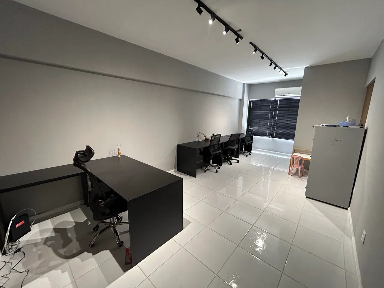 Sala comercial 28 m², pronta p/ uso, portaria 24h ? Salvador - Foto 5