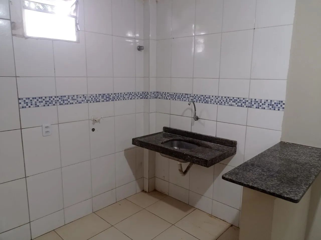 Aluga-se Apartamento de dois quartos, no Jóquei Clube! - Foto 4