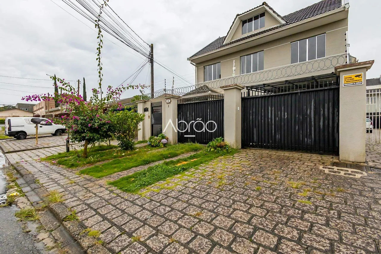 Sobrado semimobiliado com 2 quartos para alugar em Santa Felicidade 118 m² | Ref. 506