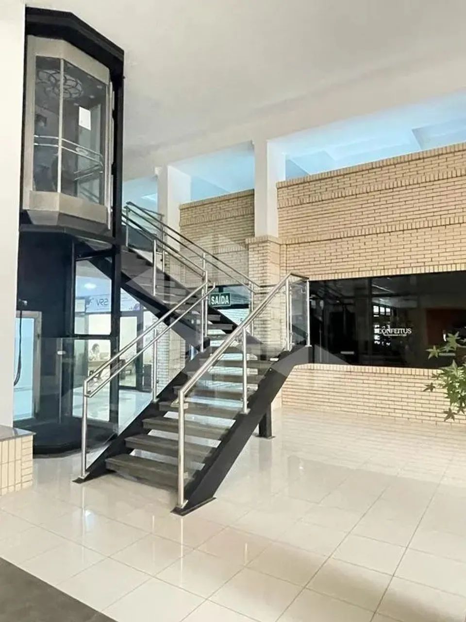 Sala 221.15M² - para Alugar - Foto 4